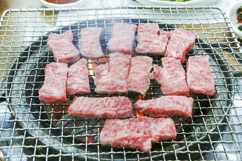 [설 선물 특집] 영주시, 쇼핑몰 영주장날 설 이벤트 풍성…사과·인삼 등 3천여개 품목 선보여