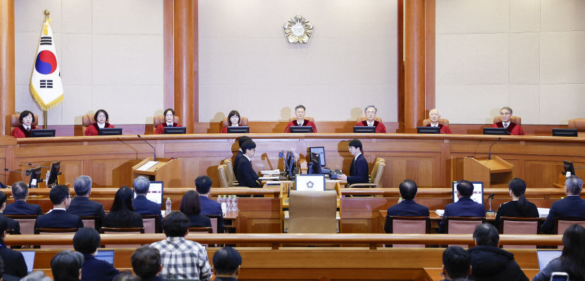 국회 측 파면해야 尹측 비상계엄 합당 헌재 변론대결 시작