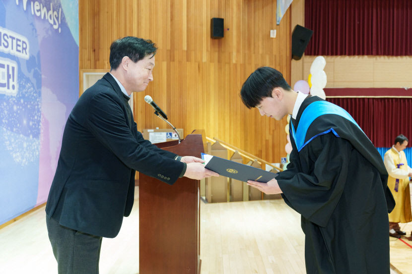 경주월성원자력본부 장학금 전달…발전소 주변 졸업생에 1천50만원