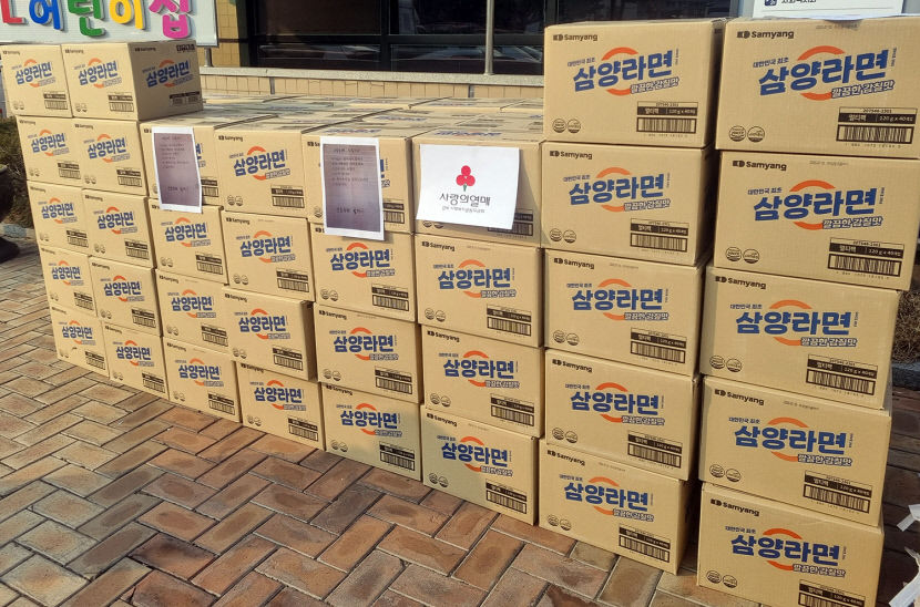 벌써 7년째 안동 라면할머니, 라면 100박스 깜짝 기부