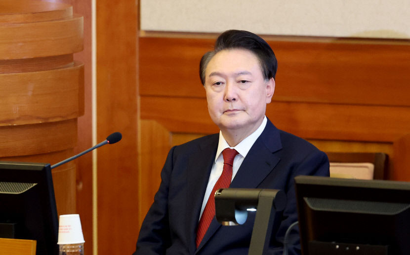 선거 공정성 의문 많아…재판관께 송구 헌재 직접 참석한 尹