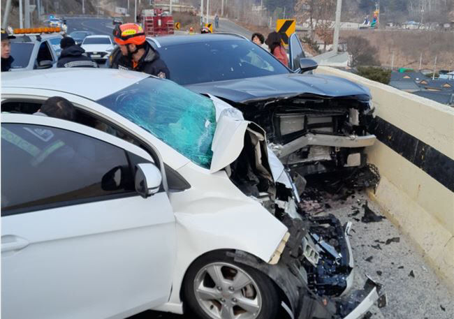 안동시 도산면 교통사고 1명 숨지고 3명 중경상