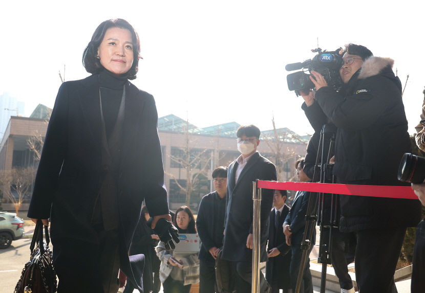 이진숙 즉각 복귀…여야는 엇갈린 평가 만사지탄 vs 경거망동 말라