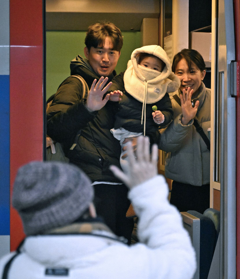 설 연휴 끝자락 2色 풍경