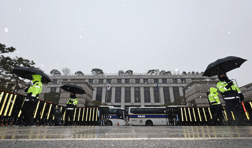 헌재, 재판관 성향 단정해 본질 왜곡… 사법부 권한 침해 우려