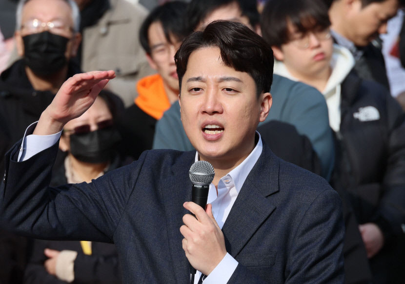 이준석 사실상 대선 출마 선언…대한민국 세대교체 필요한 시점