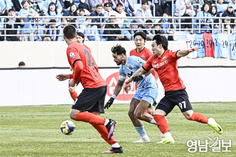 대구FC, 개막전 승리...강원 상대로 2대 1