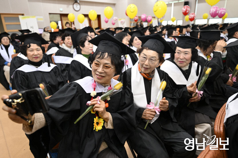 [포토뉴스] 제20기 달서구노인복지대학 졸업식