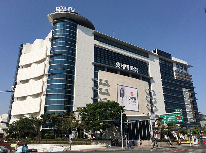 현대百 입찰 기준가 두배 승부수…TK 3차 유통대전 서막 올랐다