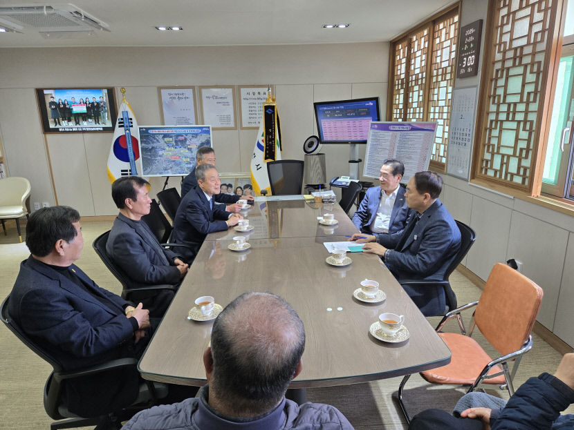 전문건설협회 경북도회 영천시청 찾아 전문공사 발주량 대폭 감소해 어려워