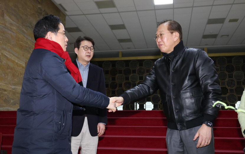 마은혁 임명갈등에 정치권 갈등 커져