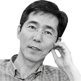 [동 추 거문고 이야기] 〈28〉윤선도의 거문고, 버려지면 한 조각 고목…지음 만나면 오음육률 이루겠네