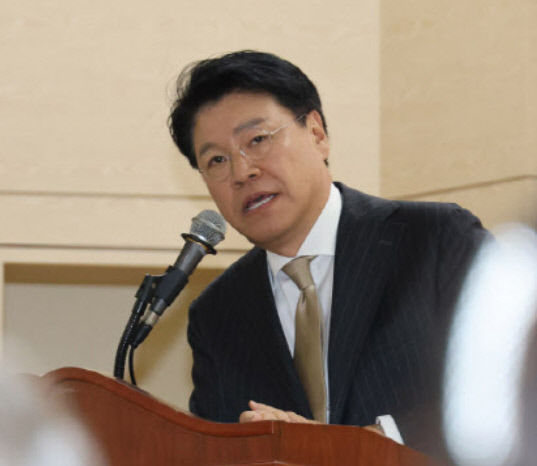 경찰, 장제원에 출석통보하고 일정 조율 중