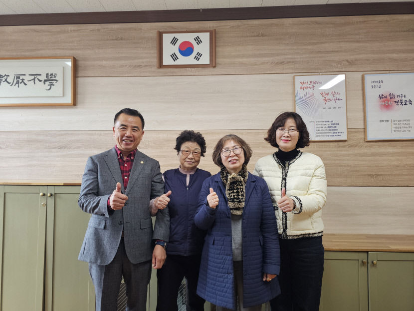 77세 어르신, 용암중학교의 늦깎이 중학생으로 입학