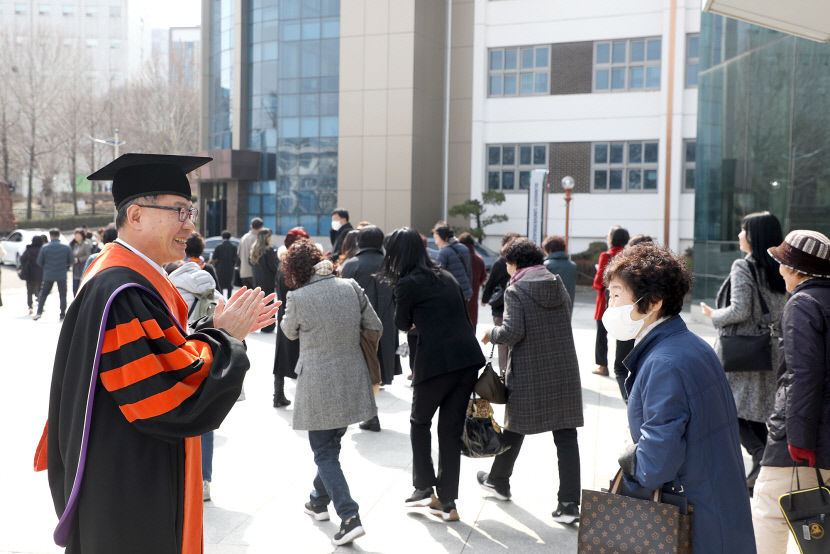 영남이공대, 사회복지서비스과 82세 신입생 선서문 낭독
