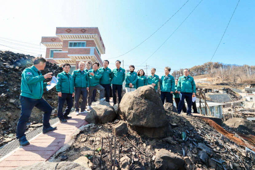 경북도의회 산불특위 조기 가동 신속복구 지원