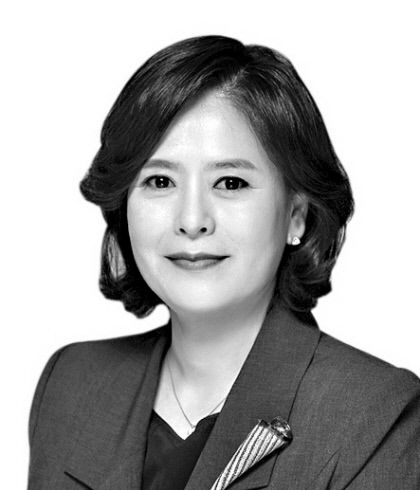 [열광과 절망 사이에서] 김영심 변호사가 바라본 세상