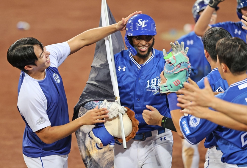 삼성 라이온즈, <b>디아즈 47호 홈런</b> 폭발…롯데에 7:5 승