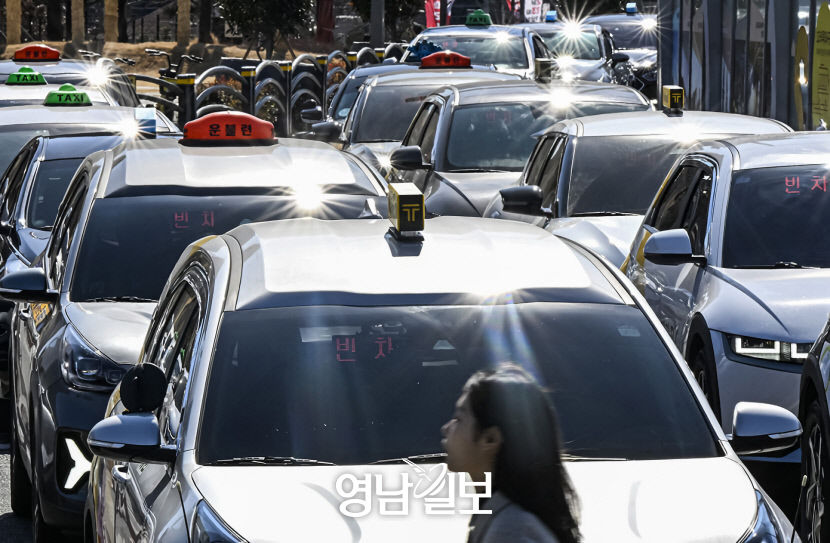 "카카오T 아닌 운행에도 가맹금"...대구 택시협동조합, DGT모빌리티 상... - 뉴스 썸네일 이미지