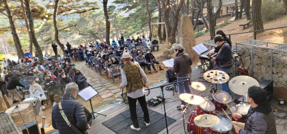 대구 동구 능성동  `블루마운틴` 빼곡한 송림 속  `글램핑 카페`