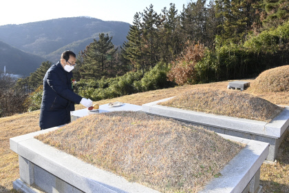 고인 된 국민MC 송해, 대구 달성에서 영면할까?
