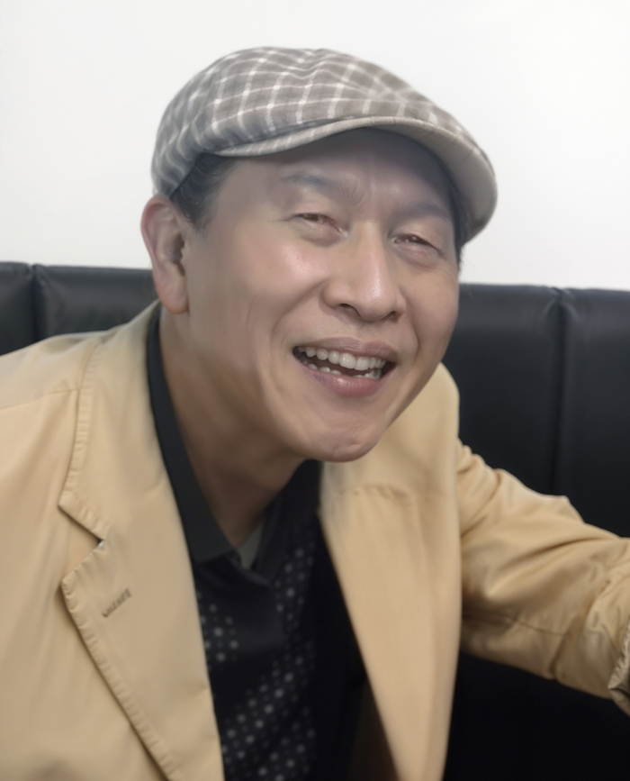 [창작의 새 물결, AI 크리에이터] 70세 AI 예술가 도전…박규현 작가