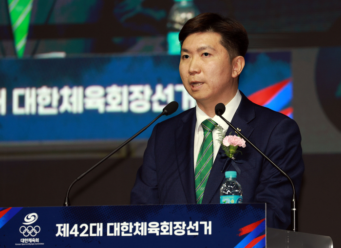 유승민, 대한체육회장 당선 ‘대이변’…이기흥 3선 무산