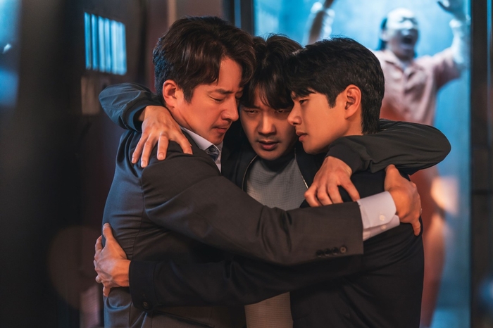 ‘히트맨2’ 평점 엇갈려… 호불호 극명