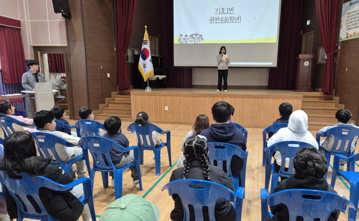“우리 리더는 우리 손으로”…봉화 물야초, 전교 학생회 선거 열기 후끈