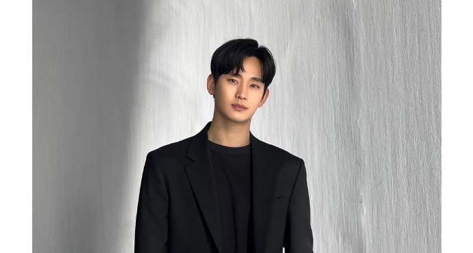 김수현 ‘미성년자 교제 논란’ 확산…광고계도 거리두기 돌입?