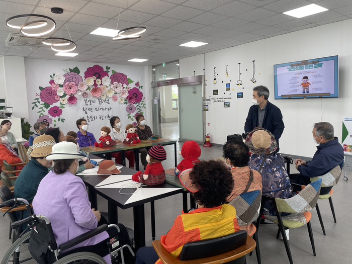 [백세청춘] 대구 수성구, 전국 첫 통합형 일자리 카페 오픈어르신 복지·자립 지원 정책 강화