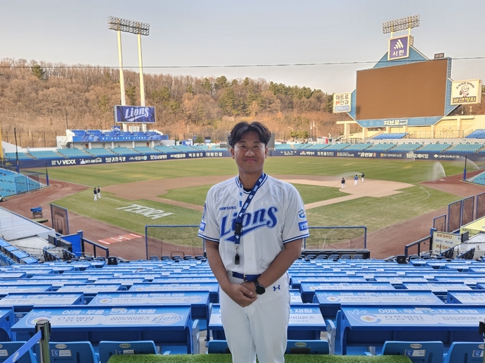 [토크 人사이드] 삼성 라이온즈 김상헌 응원단장 “열정이 좋은 응원단장으로 남고 싶어”
