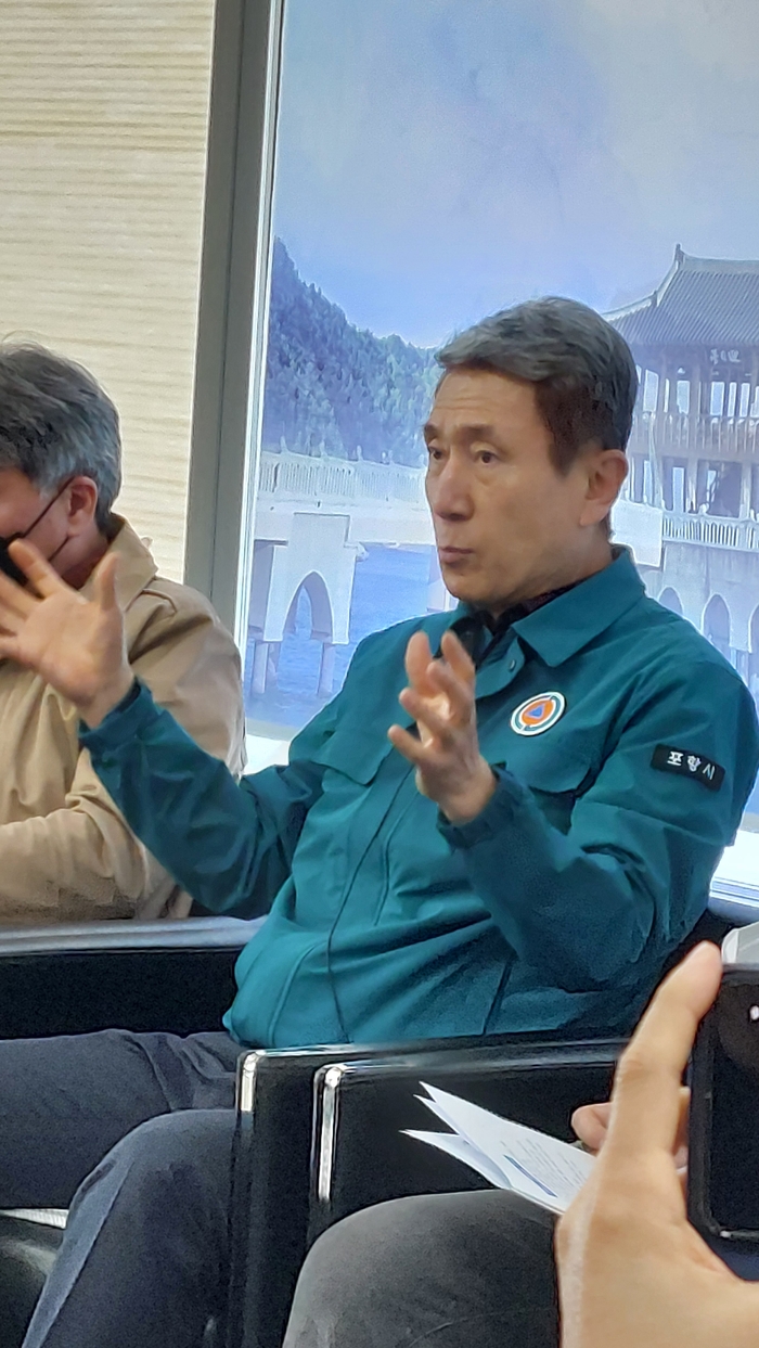 “이제는 포항이 빚을 갚을 차례”... 이강덕 시장 경북산불 지원 집중