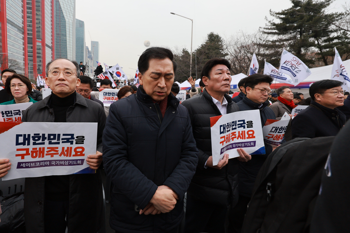 TK 의원들 “당연한 일…눈물난다” 尹 구속 취소 결정에 즉각 환영