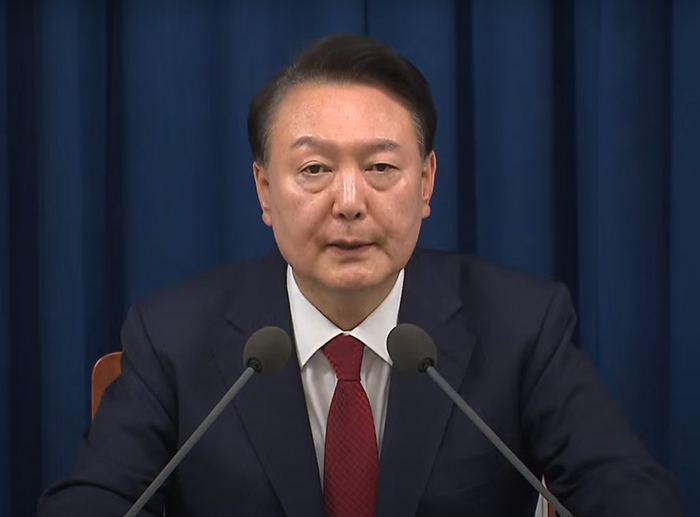 [대통령 탄핵]비상계엄 위헌·위법성 인정한 헌재 결정문, 尹 형사재판에도 영향 미치나