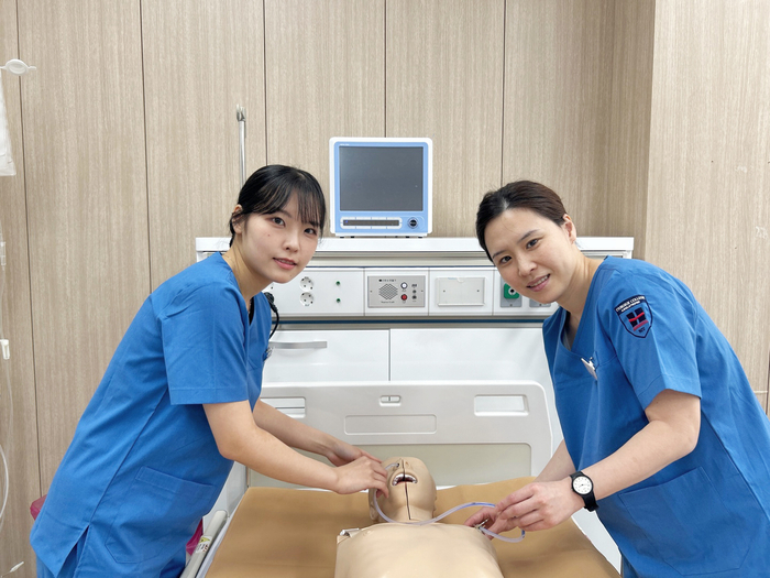 경북전문대 간호학과 김다빈·유민지 학생, 정부 지원 받아… 美 연수