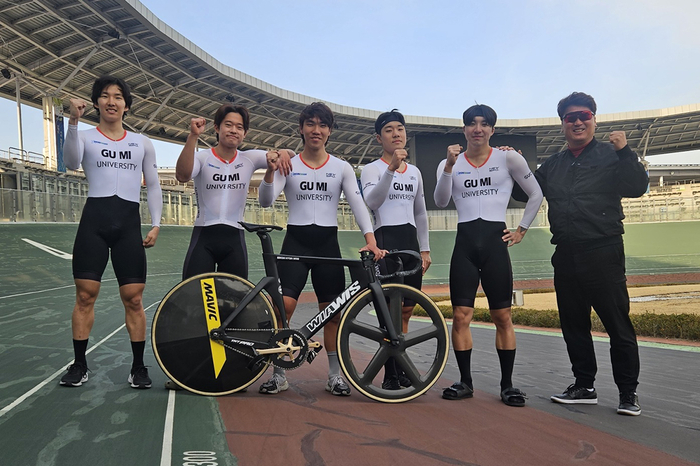 구미대 사이클부 전국 대회  금 4 은 3 동 1개 휩쓸어