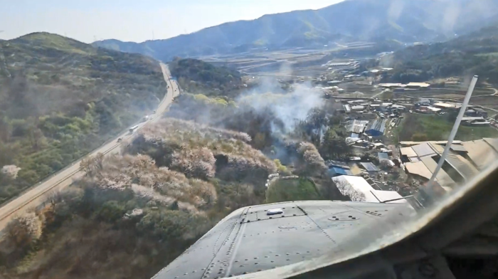 경주 안강 야산서 산불…산림당국, 55분 만에 주불 진화 완료