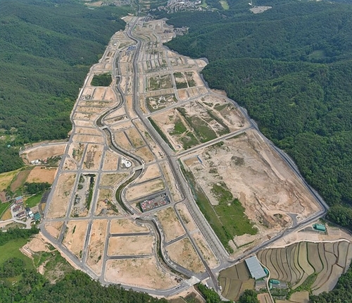 보문천군지구 도시개발사업은 110만4천305㎡ 부지에 5천326세대가 거주할 주거·상업·복지 단지를 환지 방식으로 조성하는 사업이다. <경주시 제공>