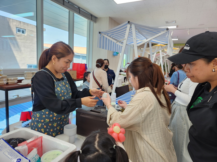 의성군, 다목적 교류 프로그램 다문화플리마켓 개최