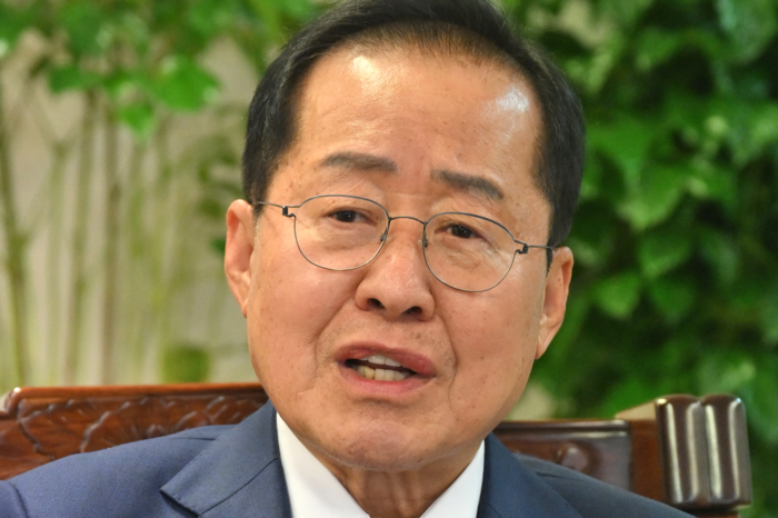 지난 9일 오후 영남일보를 방문한 홍준표 대구시장. 이지용기자 sajahu@yeongnam.com