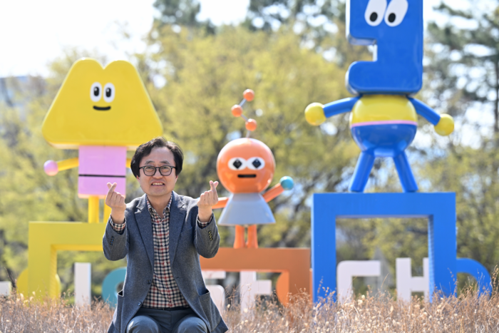 최주환 대구어린이세상 관장은 어린이들이 주인공이 돼 꿈과 희망을 마음껏 펼치고 다양한 경험을 하는 어린이 복합문화공간을 만들겠다는 포부를 밝혔다. <이지용기자 sajahu@yeongnam.com>