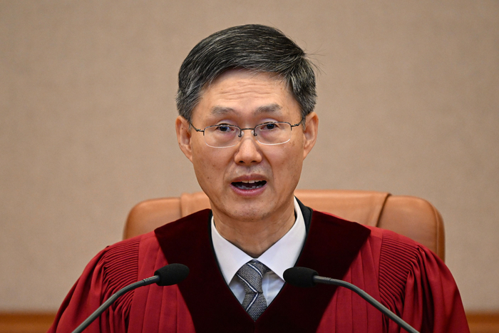 [대통령 탄핵]사회통합 고려 ‘헌법 정신’ 강조한 헌재…尹 파면 ‘결정문’ 살펴보니