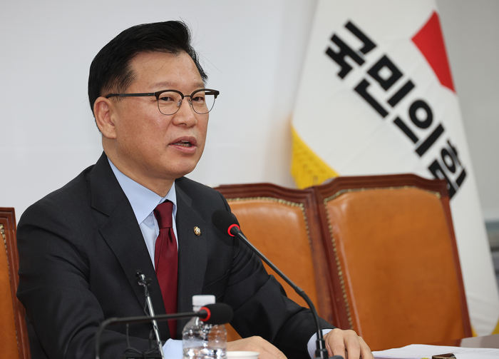 국힘, 22일에 대선 후보 4명으로 추려···민심·당심 적용에 당내 파열음