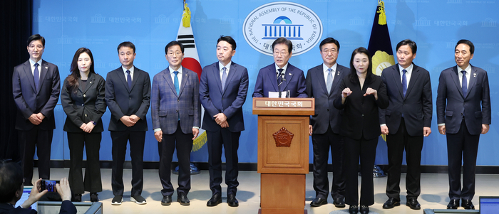 민주당 대선 경선 룰 두고 진통 지속