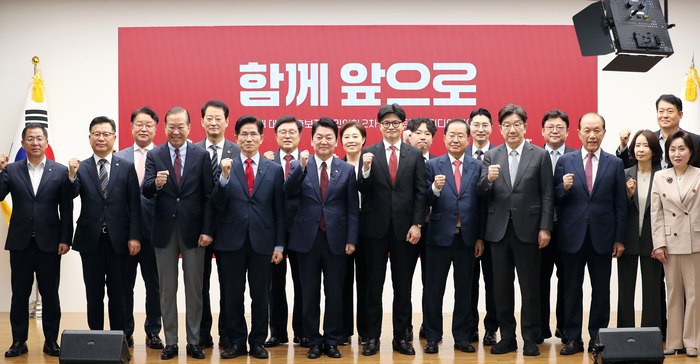 국민의힘 대선 2차 경선에도 ‘찬탄 VS 반탄’
