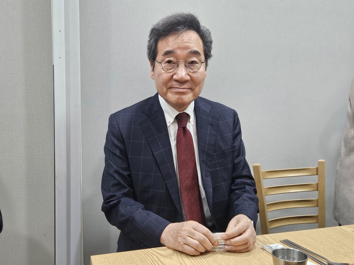이낙연, “민주당 대선 후보 교체 하는 게 상식에 합당”
