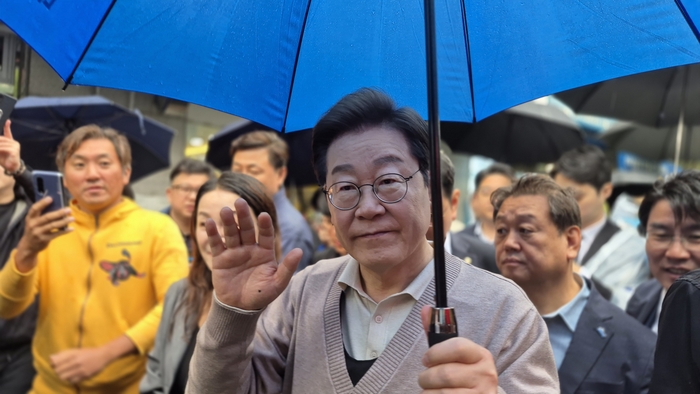 이재명 “국민이 만들어가는 나라, 경주 APEC 성공도 반드시 챙길 것”