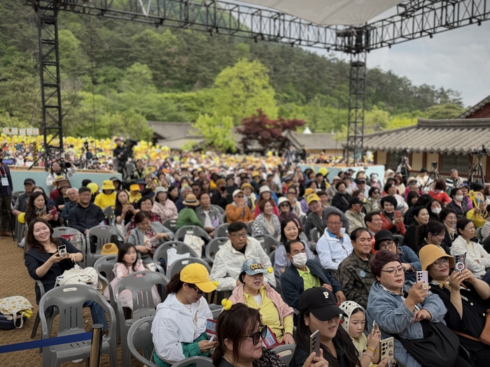 2025 문경찻사발축제...“24만여 명 찾아,경제적 효과 120여억 원”