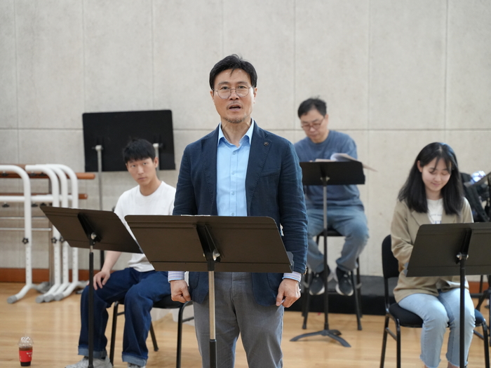 당신의 선택으로 결말이 달라진다…관객 참여형 연극 ‘더 보트’